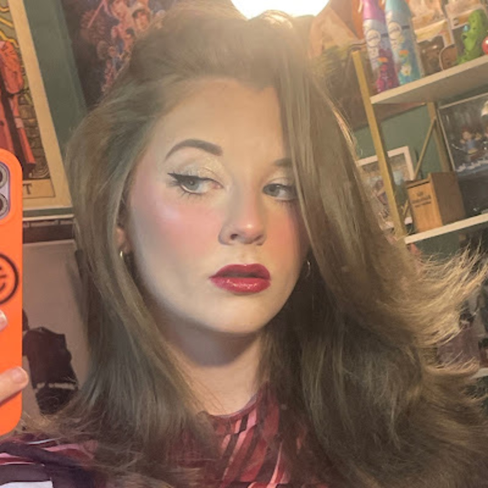 Meet your Posher, Emily